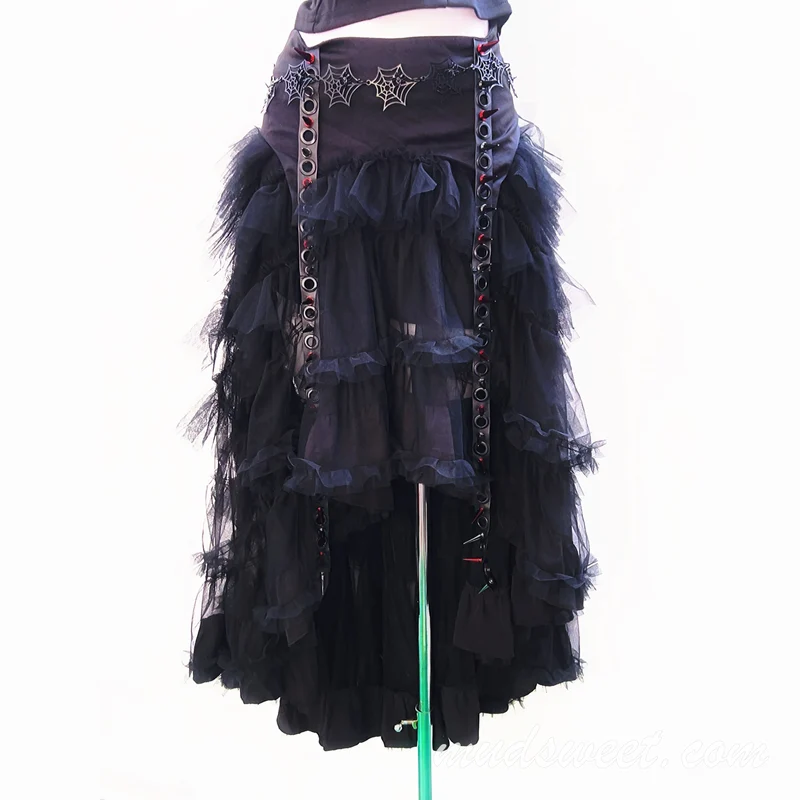 Spinnenweb-geplooide ruches, ritssluiting en klinknagels maxi-rok set