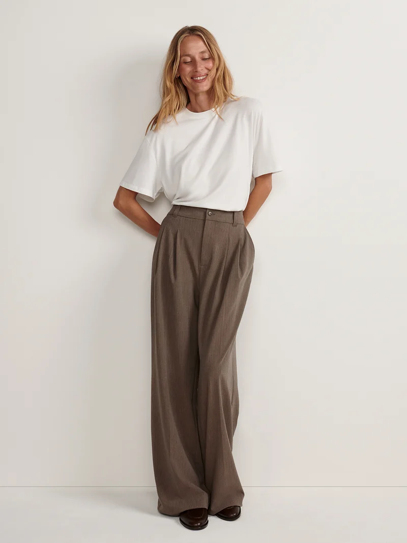 Textured Pinstripe Pleated Wide Leg Trouser Long