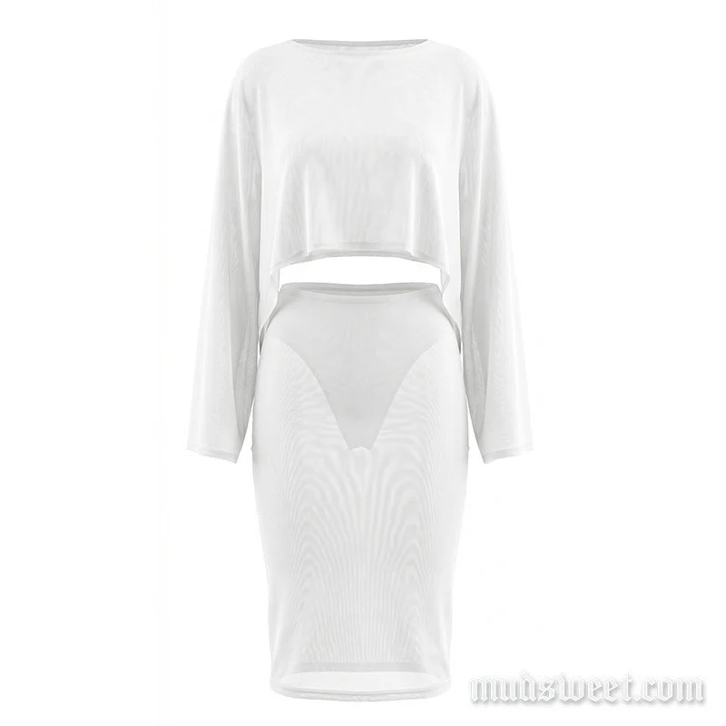 Gotische minirok met lange mouwen en mesh-afwerking