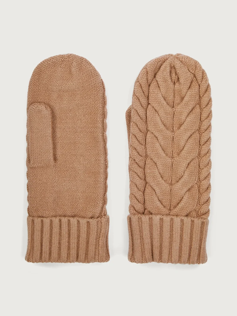 Charlene Cable Knit Mitten