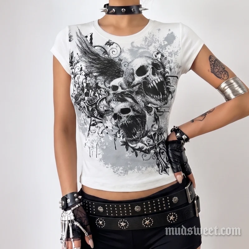 Goth skull print crewneck short sleeve crop top