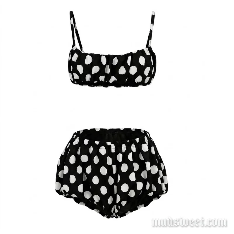 Grunge cami-broekset met stippen, ruches en vierkante halslijn