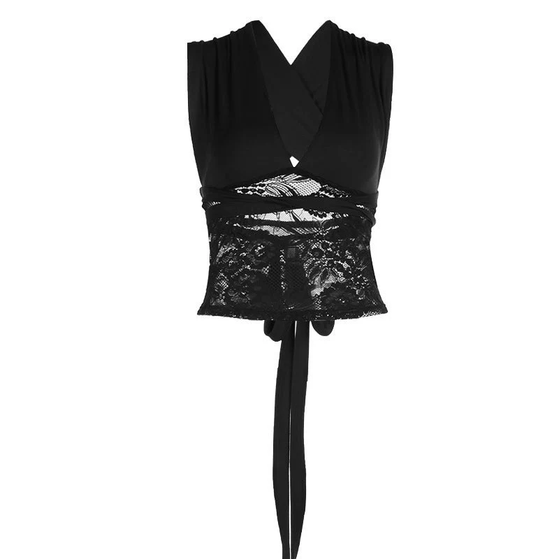 V-hals top met kanten patchwork en strikceintuur