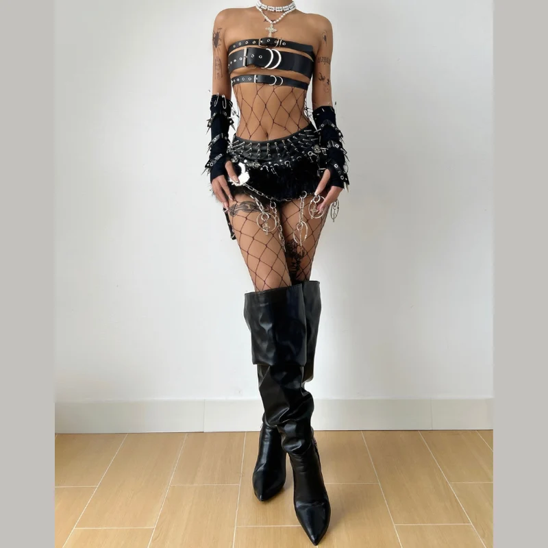 Crop top met gesp en open details