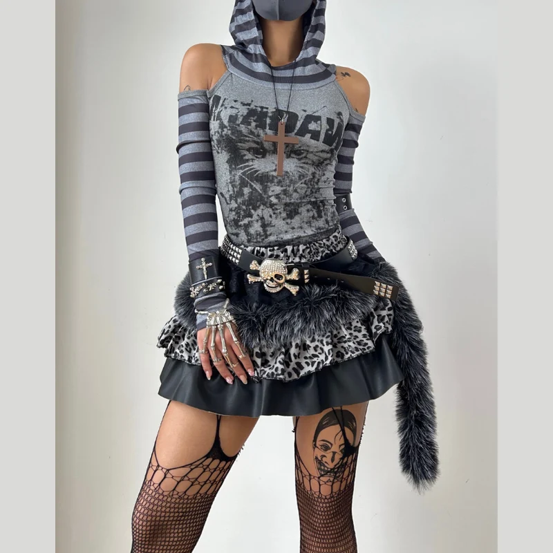 Hoodie lange mouwen uitgehold luipaard print ruches mini rok set