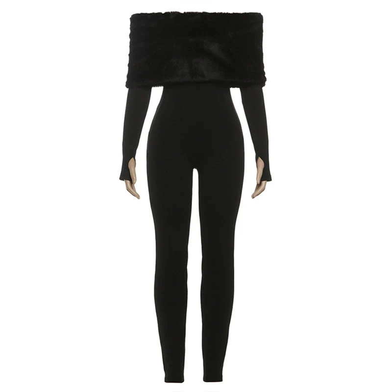 Lange, pluizige jumpsuit met blote schouders