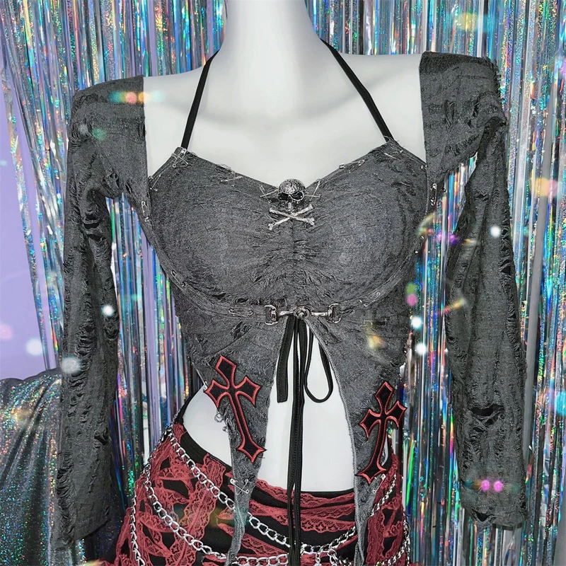 Goth haltertop met zelfstrikkende doodskop, tweedelig topje