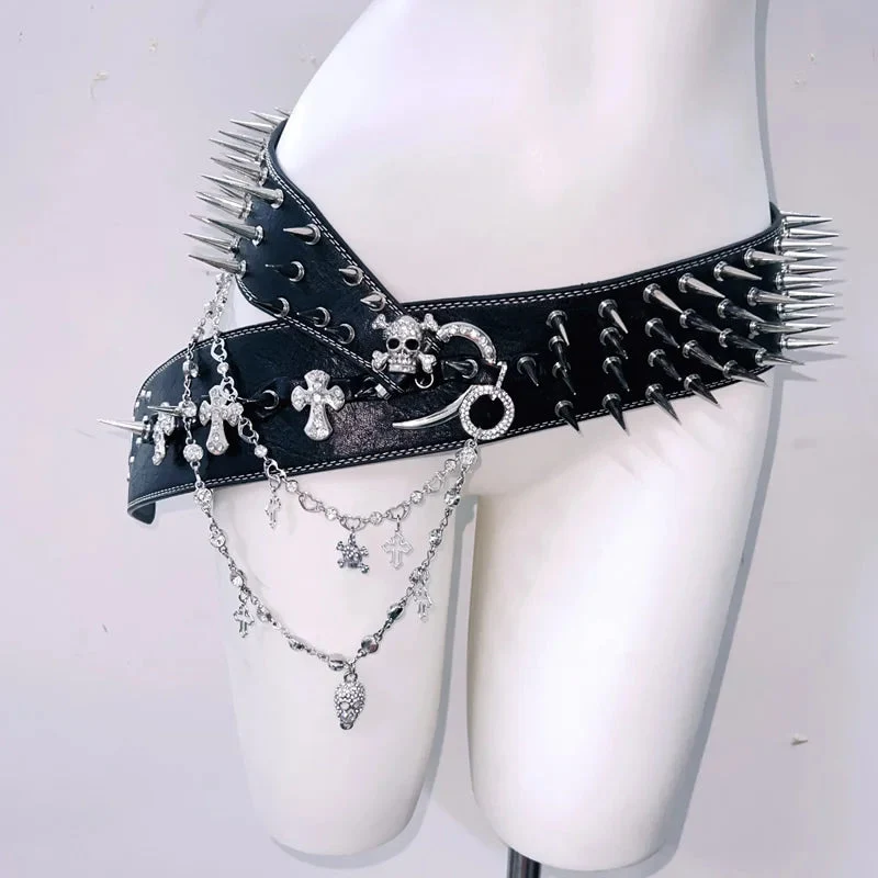 Gotische doodskop klinknagel metalen ketting tailleband