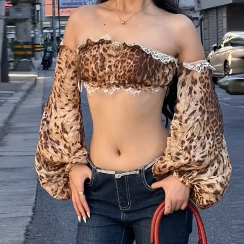 Lange mouwen top met luipaardprint en off-shoulder kanten zoom