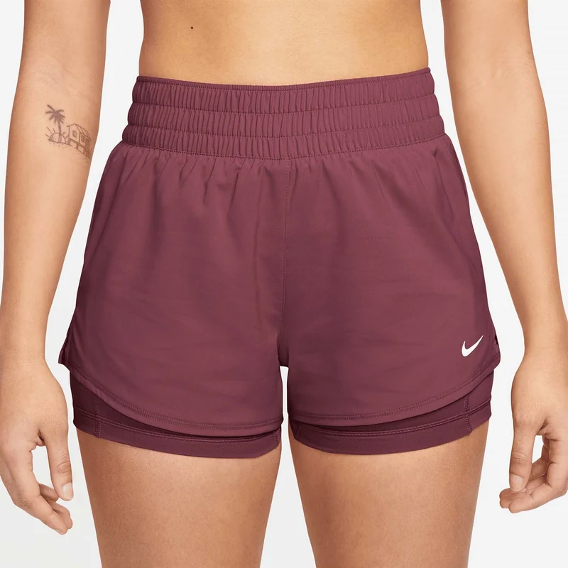One Dri-FIT 2-in-1 damesshorts (8 cm)