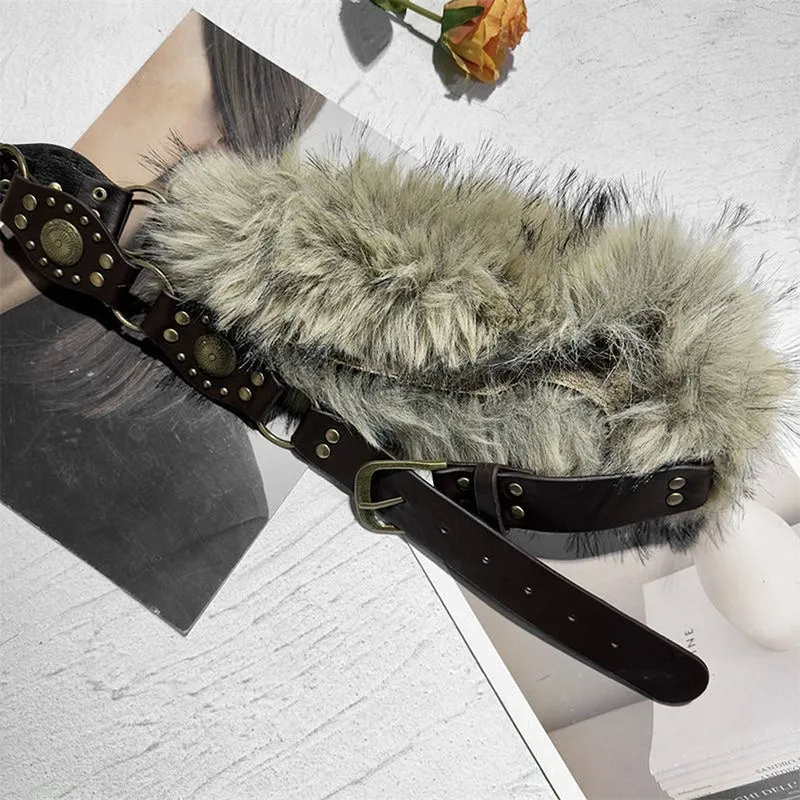 Grunge fluffy patchwork buckle belt