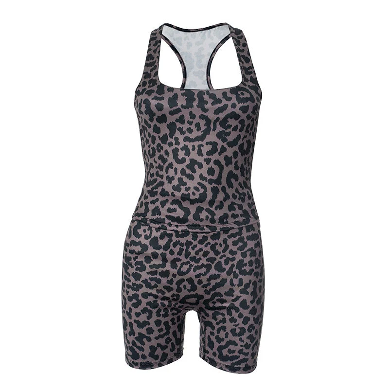 Set met korte broek en tanktop met vierkante hals en luipaardprint