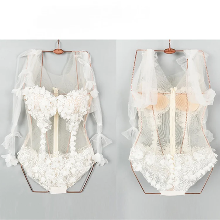 Fairycore bodysuit met bloemenapplicaties en ritssluiting