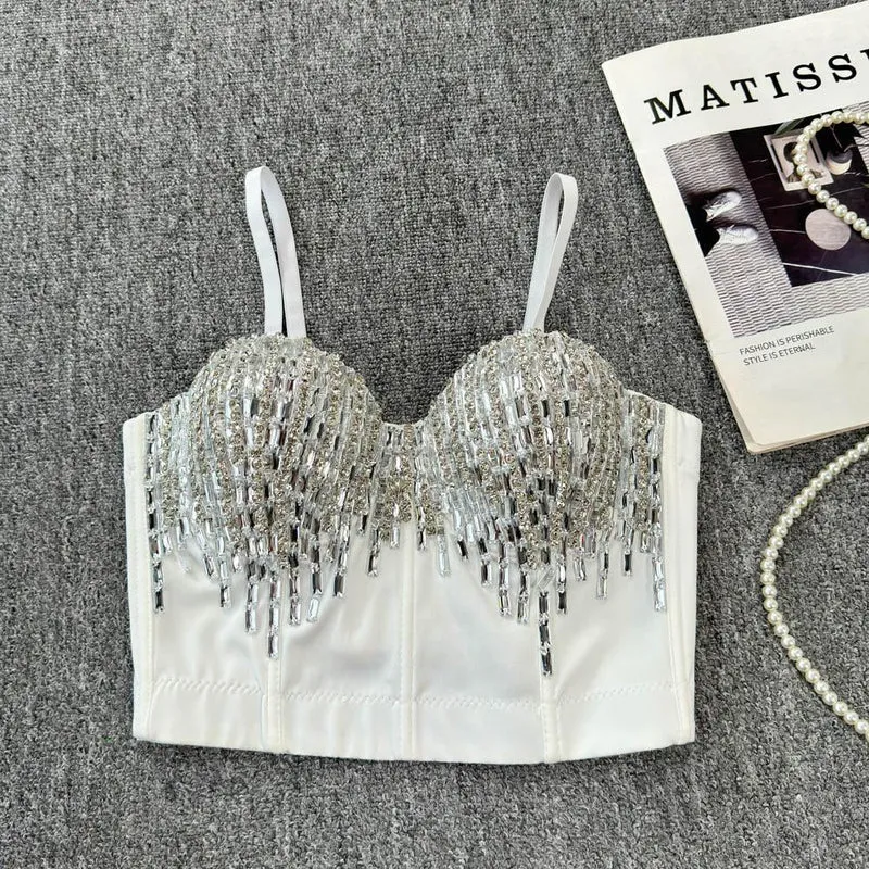 Gotische, met kralen versierde, rugloze camisole top met V-hals