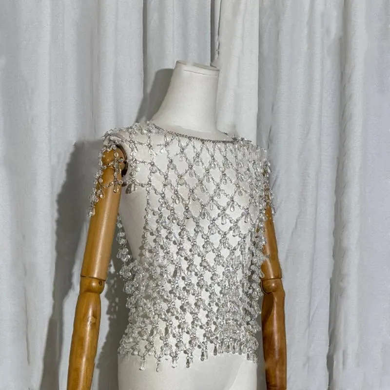 Grunge ronde hals top met kristallen uitgesneden details