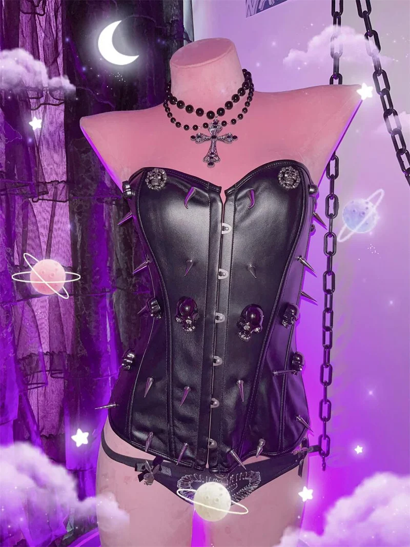 Goth sweetheart neck PU leather skull top