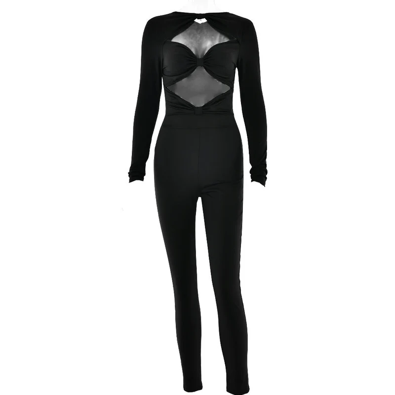 Lange mouwen, uitgeholde, gerimpelde jumpsuit