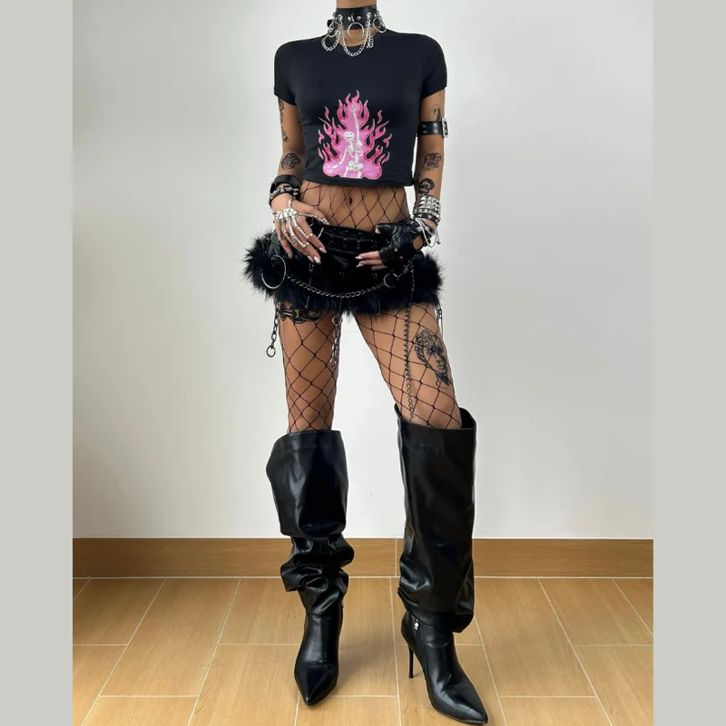 Roze baby-T-shirt met vuurskeletprint en schuine rand