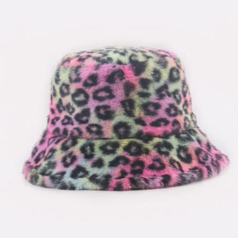 Grunge bucket hat met luipaardprint en pluizige hoed