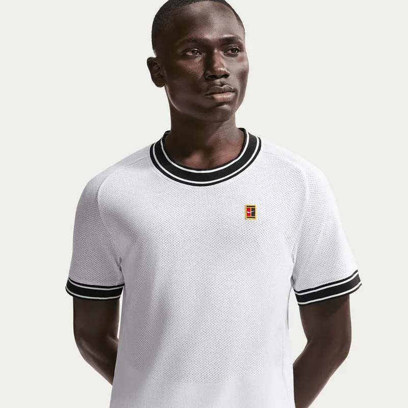 nikecourt heritage men's short-slee